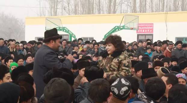 和田地区各族农牧民主动发声亮剑强烈谴责暴恐犯罪分子