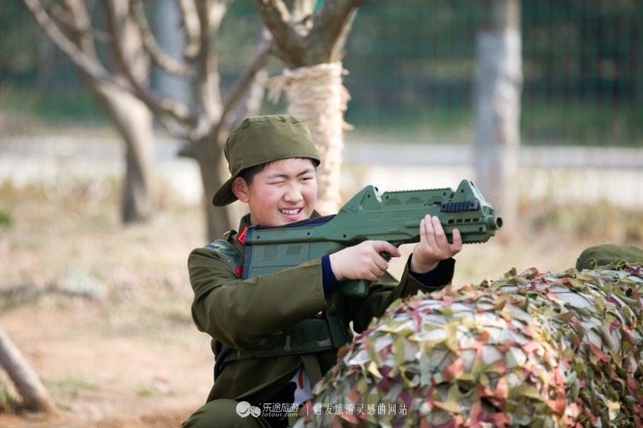 春日暖阳来一场真人CS*战野**
