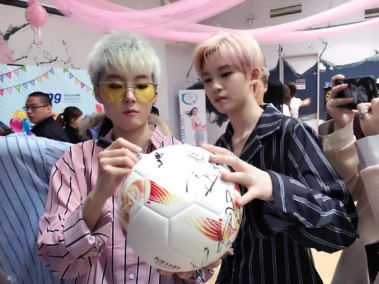 梦幻足球美少女组合,梦幻足球美少女