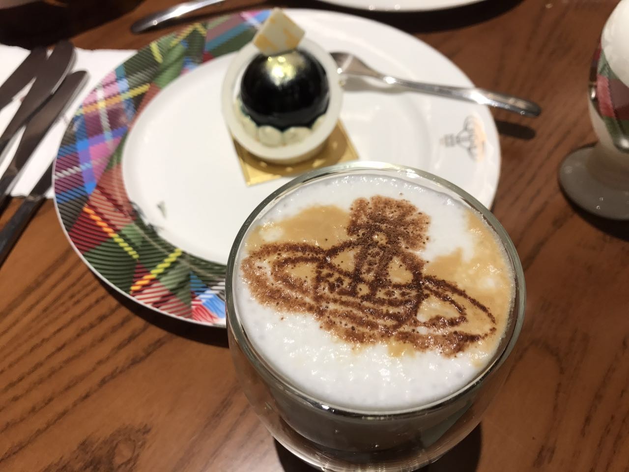 拥有了它，十年间买的其他饰品全部失宠