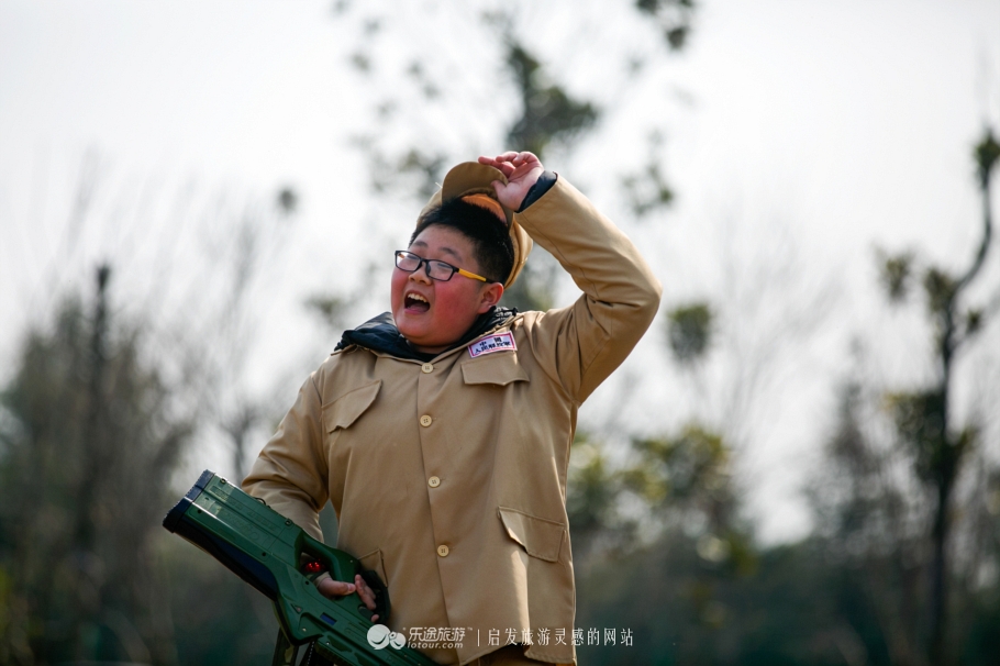 春日暖阳来一场真人CS*战野**