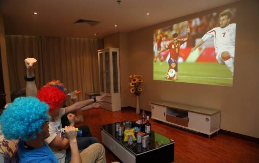 这家足够酷的旅行社正在解救那些被太太碎碎念的球迷老公