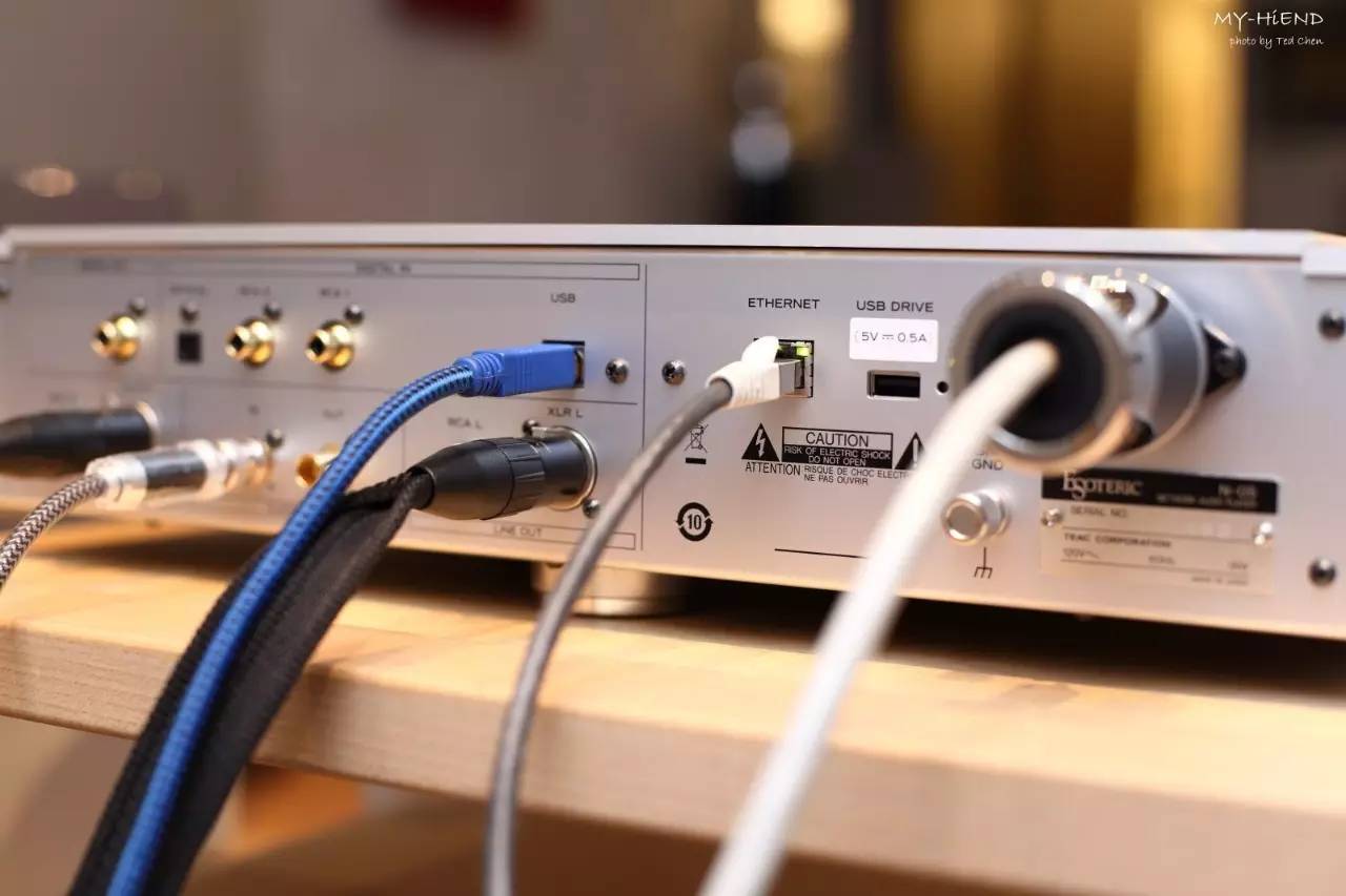 声音干净透明解析强：ESOTERICN-05网络*放播**器