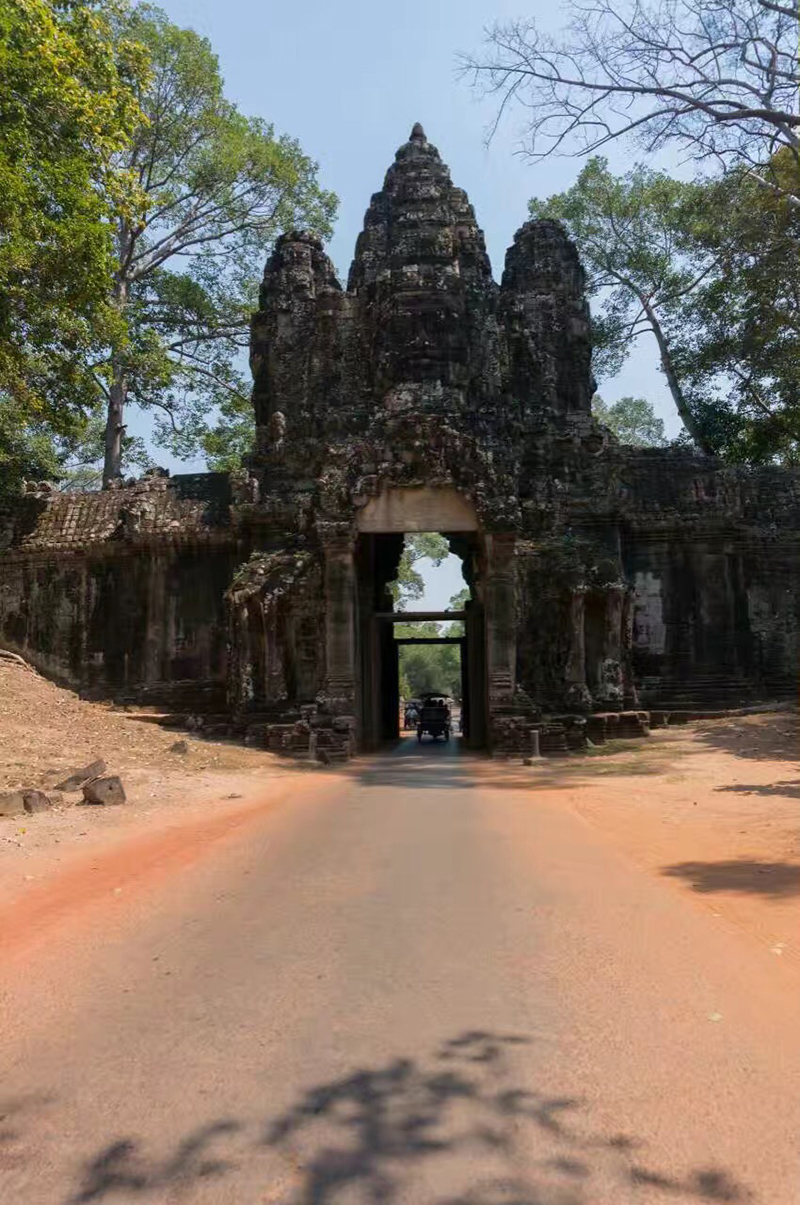 战斗民族精灵Nicker：生活不止魔兽，还有诗和远方！