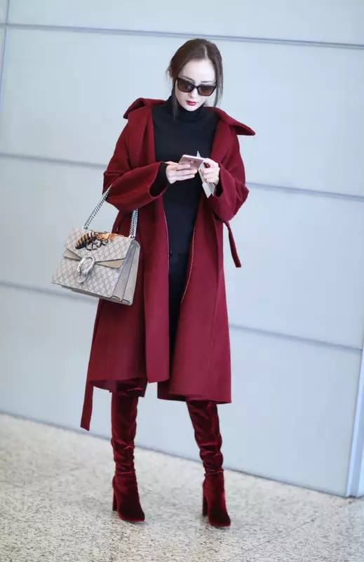 穿不错｜纵使包包数千万独爱一只链条包