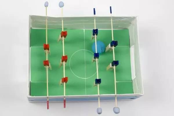 足球桌游戏手工制作,陪娃运动游戏