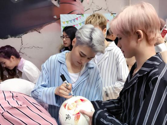 梦幻足球美少女组合,梦幻足球美少女