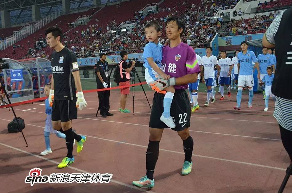 还有哪些中超表现好的球员,中超巅峰时期的球员