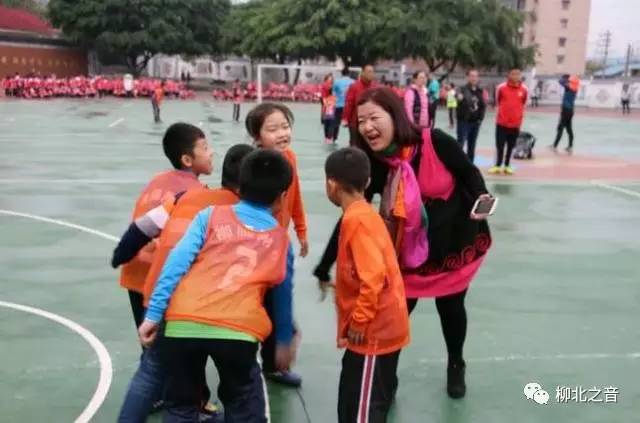 柳师附小足球,巴西足球教练教学