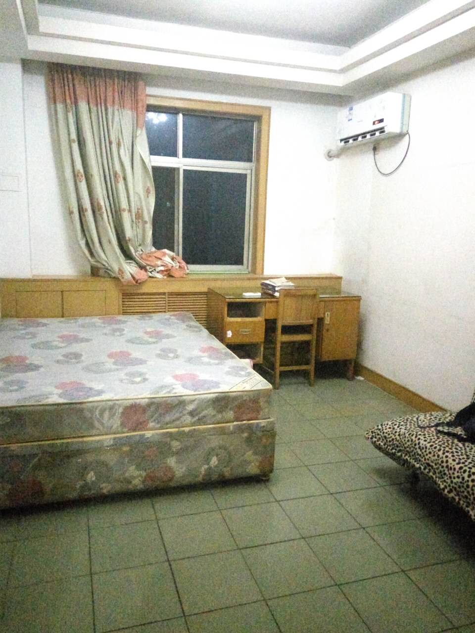 郑漂租房女孩,郑漂女孩租房怎么样