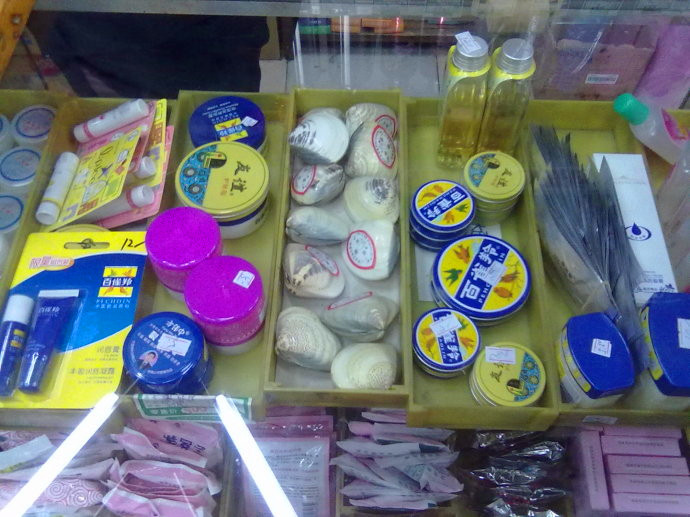 大家还在用日本护肤品么,现在女生都在用大牌化妆品吗