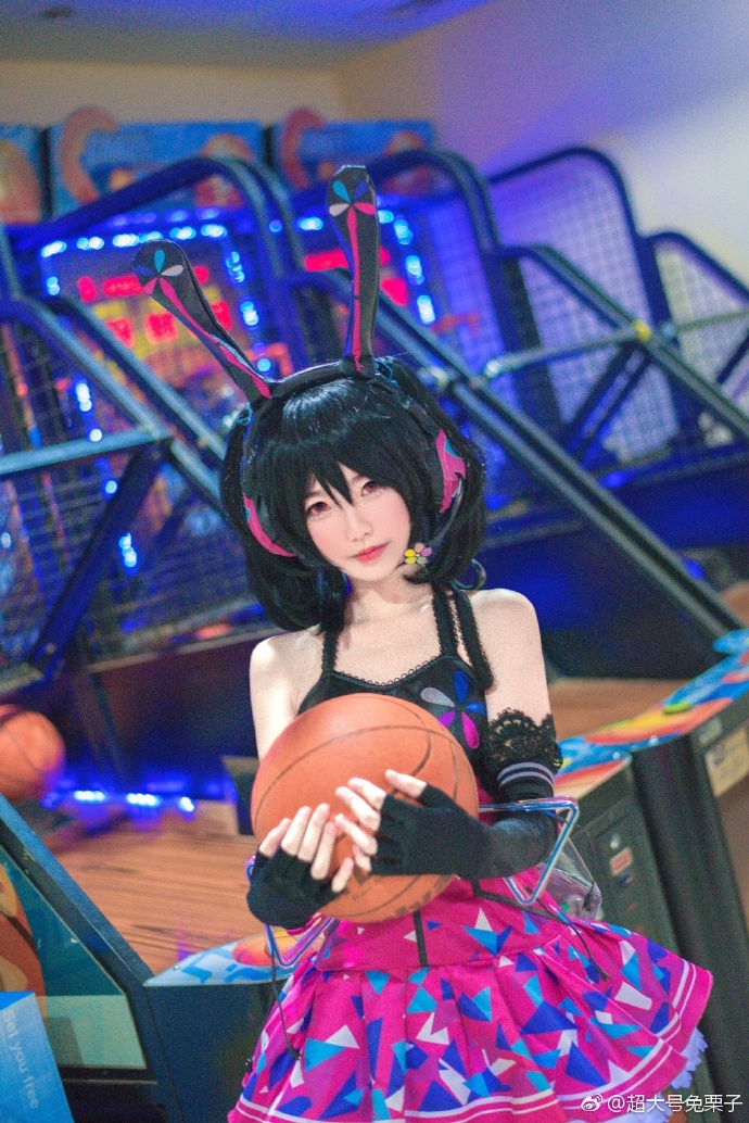 lovelive矢泽妮可演唱会,lovelive矢泽妮可团歌