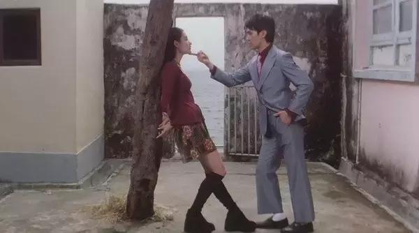 周星驰看你忧郁的眼神,你的孤独虽败犹荣书籍正版