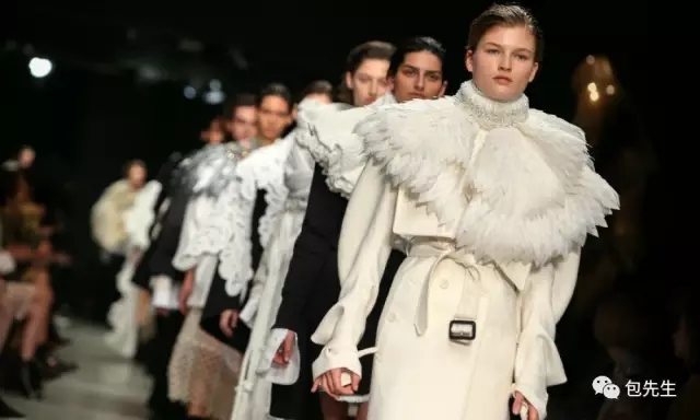 burberry怎么穿出效果,burberry2019早春款