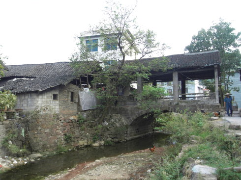 《西风寻古道》第四章《冥冥中的踏虎》