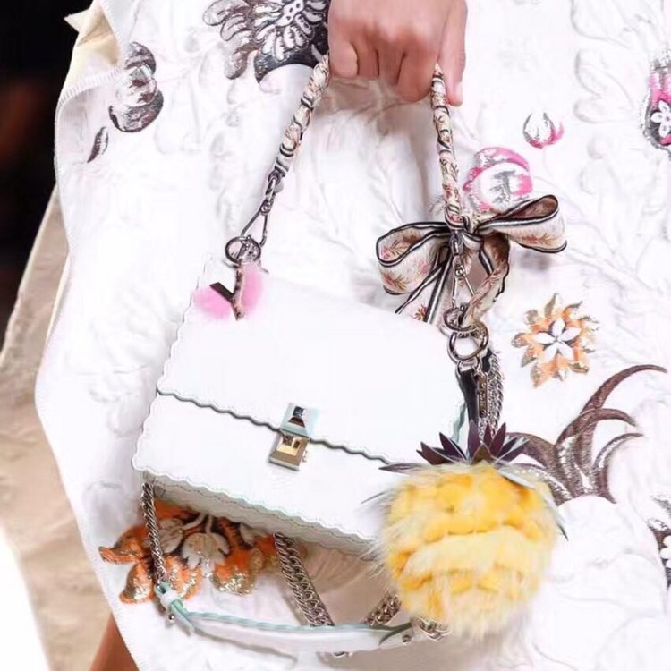 FENDI春夏新包绚丽来袭