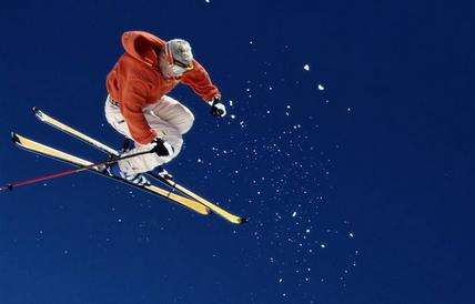 前一天上涨第二天直接一字跌停,前一天跌第二天直接涨停开盘