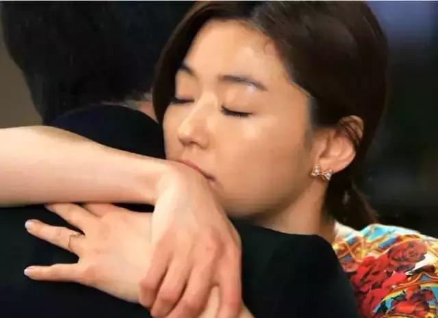 宋慧乔秀贤同款耳环,宋慧乔同款手镯