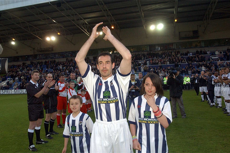 鐢荤湁浼犲,鐢荤湁浼犲鏁呬簨