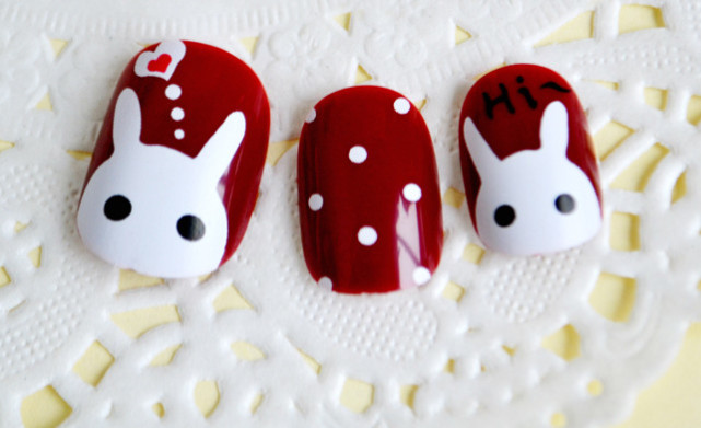 萌萌，站起来？萌萌只属于兔兔美甲的，有证据呢