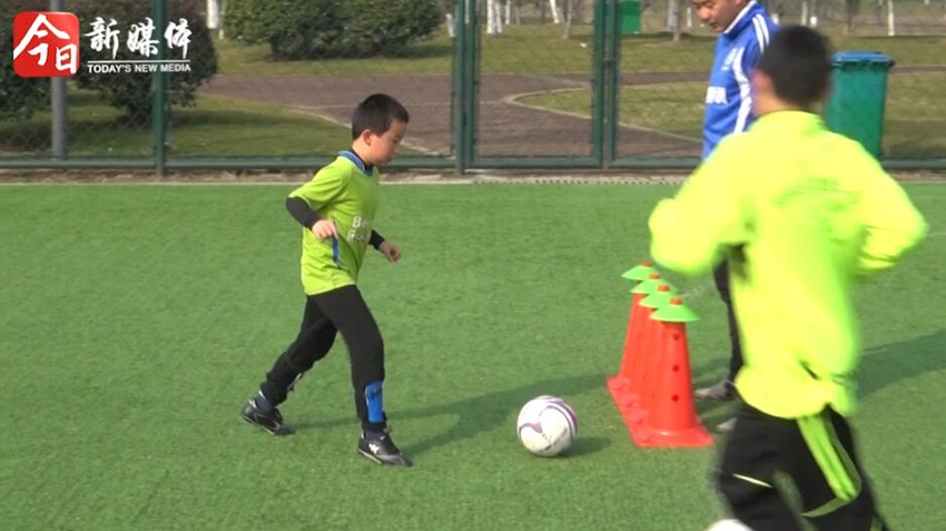 越来越多的家长们带孩子,欢迎家长们带孩子来体验