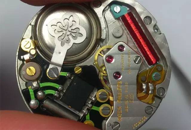 乔布斯手上的精工，当年差点就把瑞士表干掉了