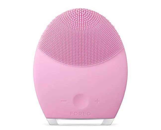 20多岁女生用什么护肤品,20多岁的女生用什么护肤品比较好