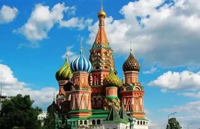 去哈尔滨可以逛哪几个国家,哈尔滨能坐火车出国游