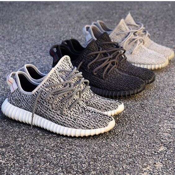 侃爷爆火的鞋叫什么,侃爷最近上脚的鞋子