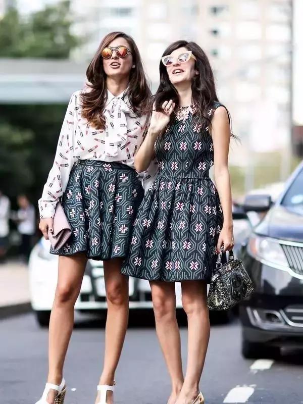 好闺蜜的穿搭技巧,闺蜜聚会这样穿一出现就惊艳全场