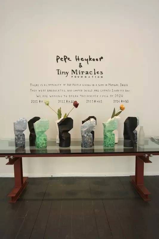 妇女节礼物用纸做的花,妇女节用彩纸做的礼物