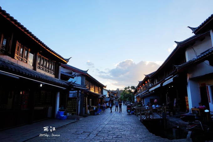 彩云以南，我们终于出发の我带着你，你带着钱！