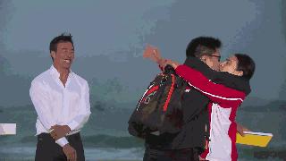 娱乐圈的他们是因为爱而在一起，女王节的我们也会找到爱