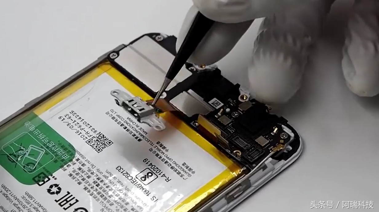 oppor9s恢复出厂,oppor9s维修