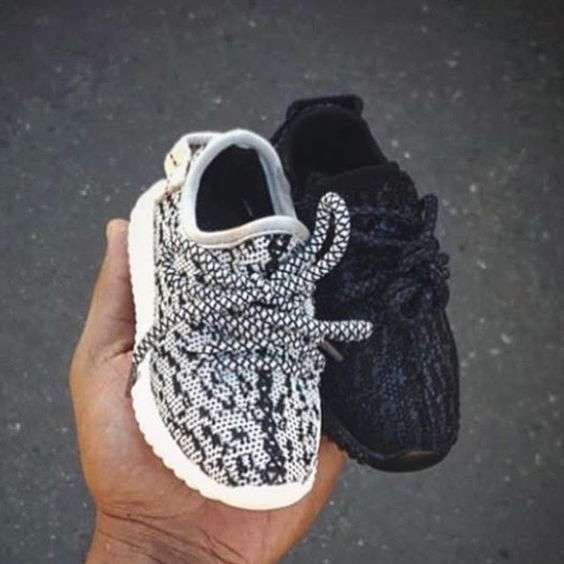 侃爷爆火的鞋叫什么,侃爷最近上脚的鞋子