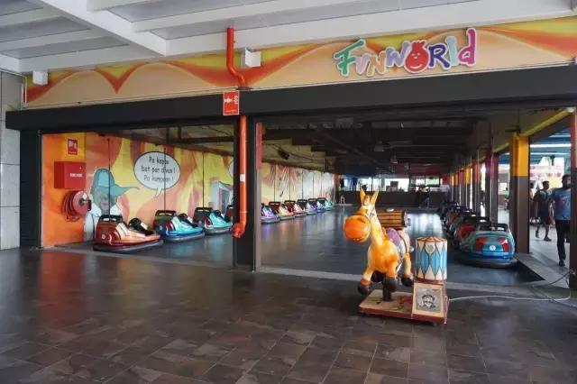 毛里求斯，拿水壶换保时捷的天堂