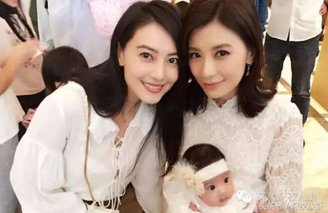 互撕互怒互踩！娱乐圈真是个名利场，真假万年闺蜜情女星篇