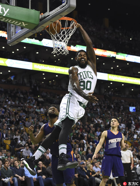 小托马斯凯尔特人29分,凯尔特人25记三分射落太阳