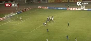 上赛季试训中乙不成，如今这位小将成中超纪录创造者！