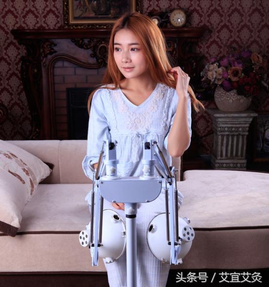 妈妈50岁后，懂点艾灸比上好的补品强十倍！三八妇女节