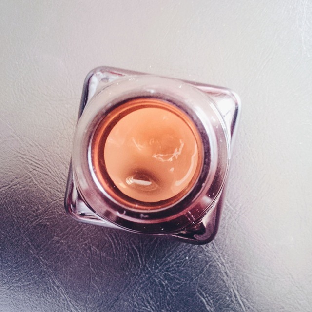 吃土也要无限回购的眼霜,吃土的眼霜推荐