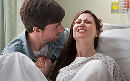 顺产撕裂缝合打麻药吗,顺产有轻微撕裂医生说不用缝合