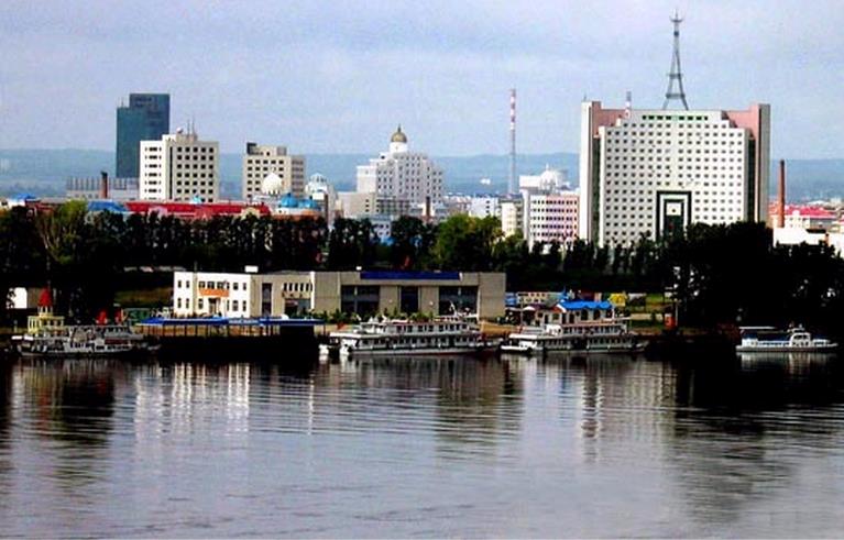 黑河这么多俄罗斯美女，你真的认为她们来中国只是购物？