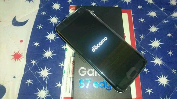 GALAXYS8月底见，看*日我**版s7edge开箱