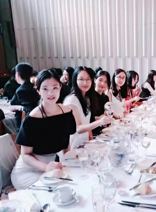 大二女生失恋后自主创业,大二女生失恋后决心创业