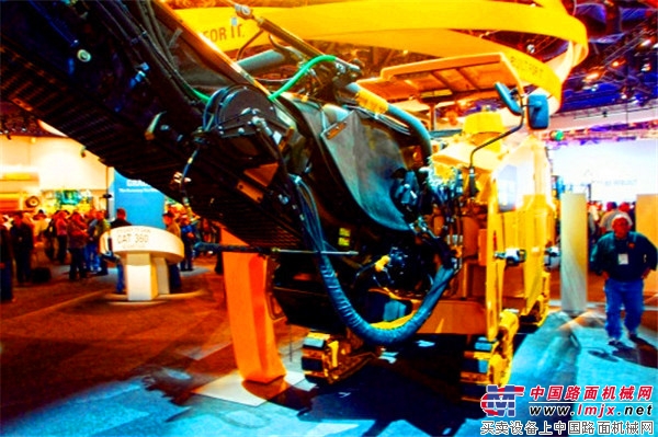 偏偏喜欢你美国女声版,偏偏喜欢你拉丁伦巴