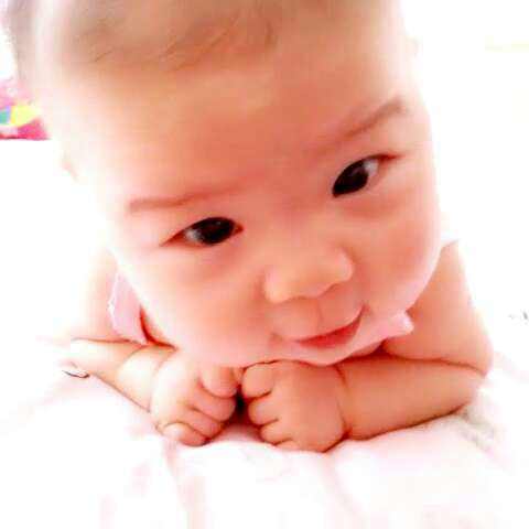 早产儿训练抬头一天练几次,早产儿抬头训练