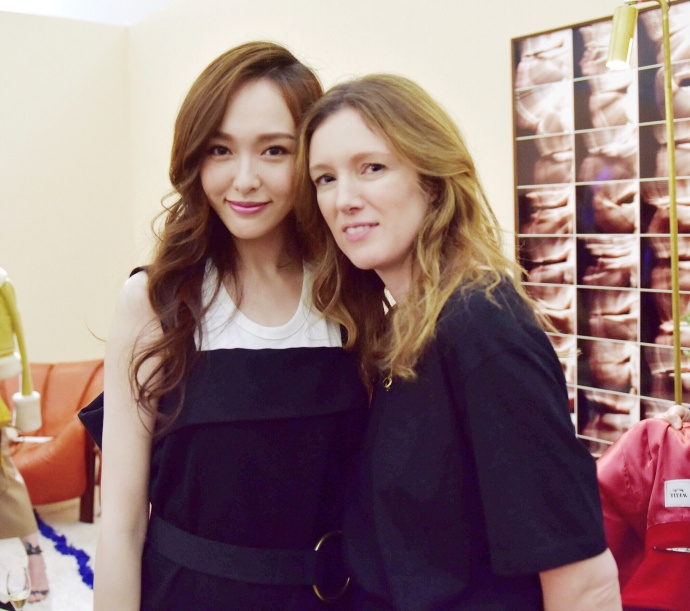 chloe最新秀,2023年chloe秋冬服装走秀