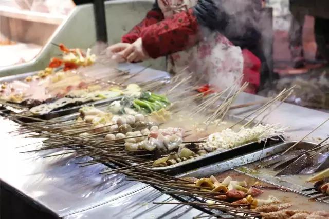 每一个与鱼化寨国际有染的人，都曾对这个小香港有难以言表的热忱