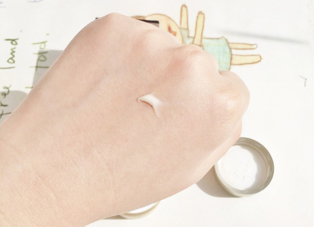 吃土也要无限回购的眼霜,吃土的眼霜推荐